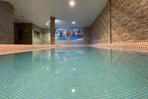 استخرvipخانوادگی هتل رضوان سرعین
