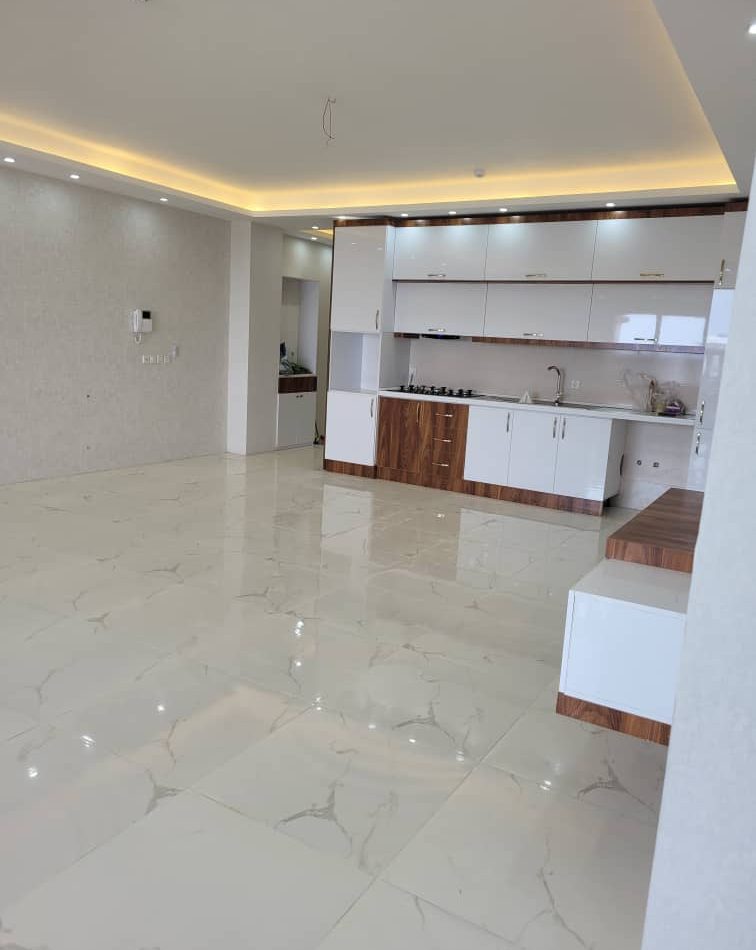 آپارتمان ۱۱۷ متری در میدان قارتال سرعین